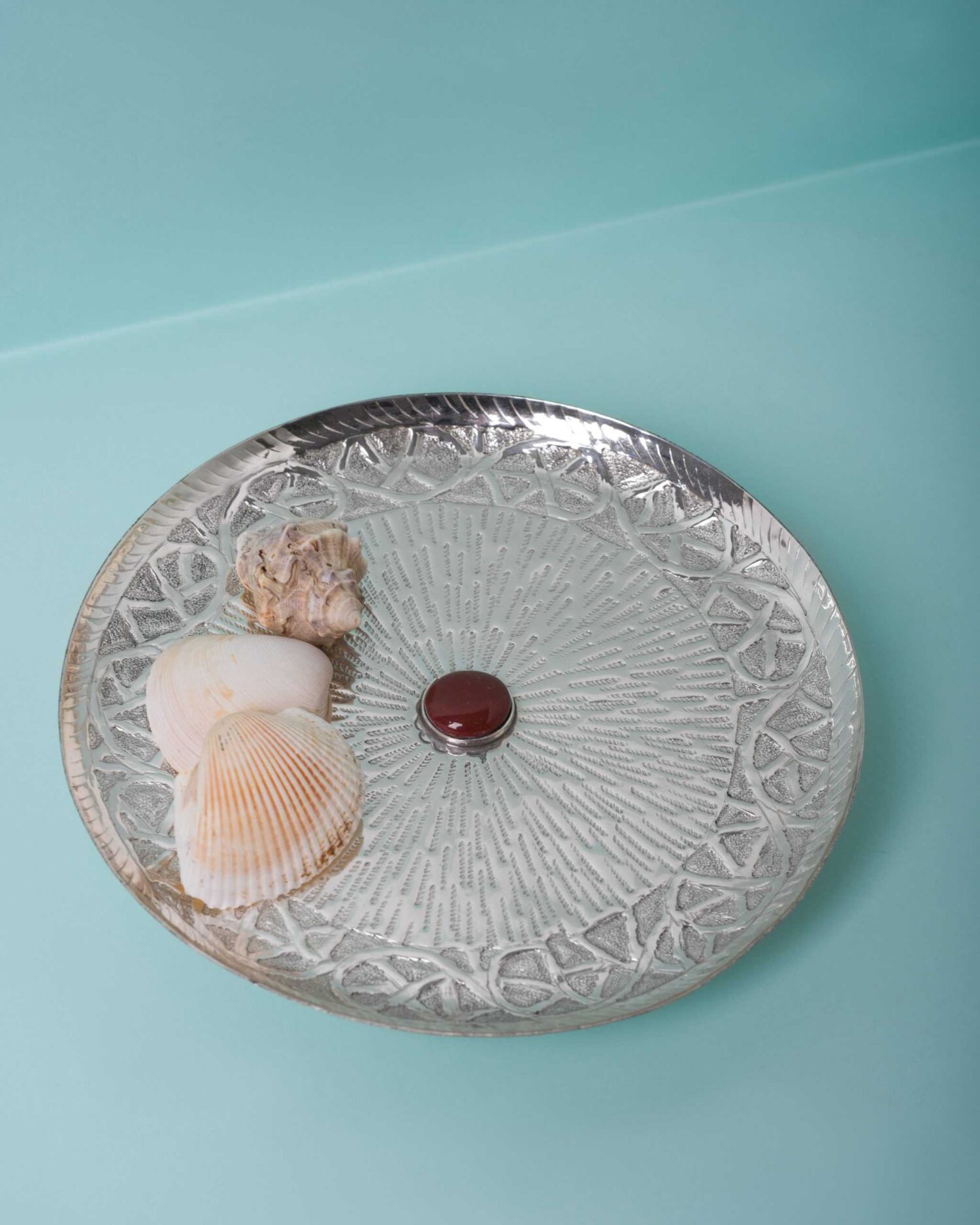 Queen-Plate-Petite-V1-3