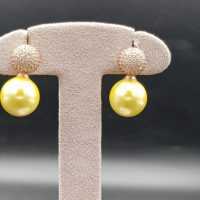 Shimmer pearl earrings (3)