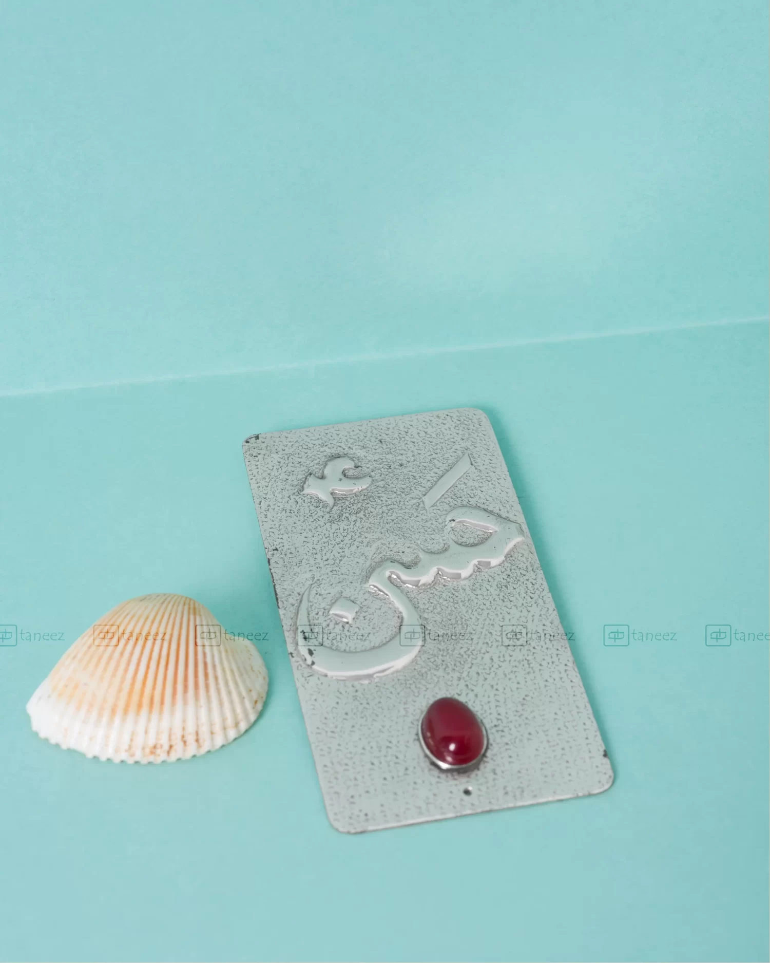 HASSAN PLATE PETITE-003
