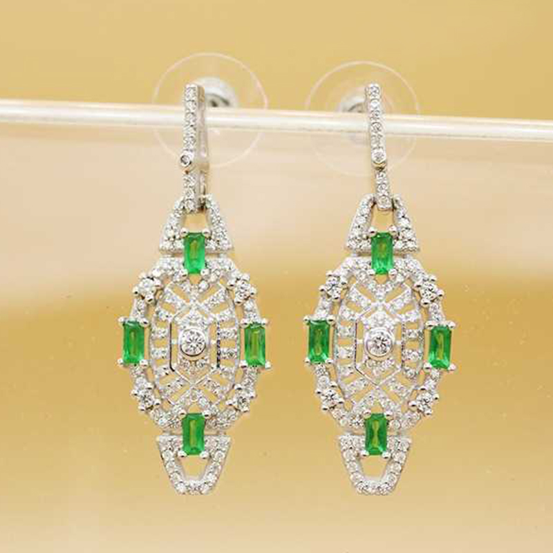 Almutanabbi Chandelier Abstract Studded Earring With Crystal Silver925