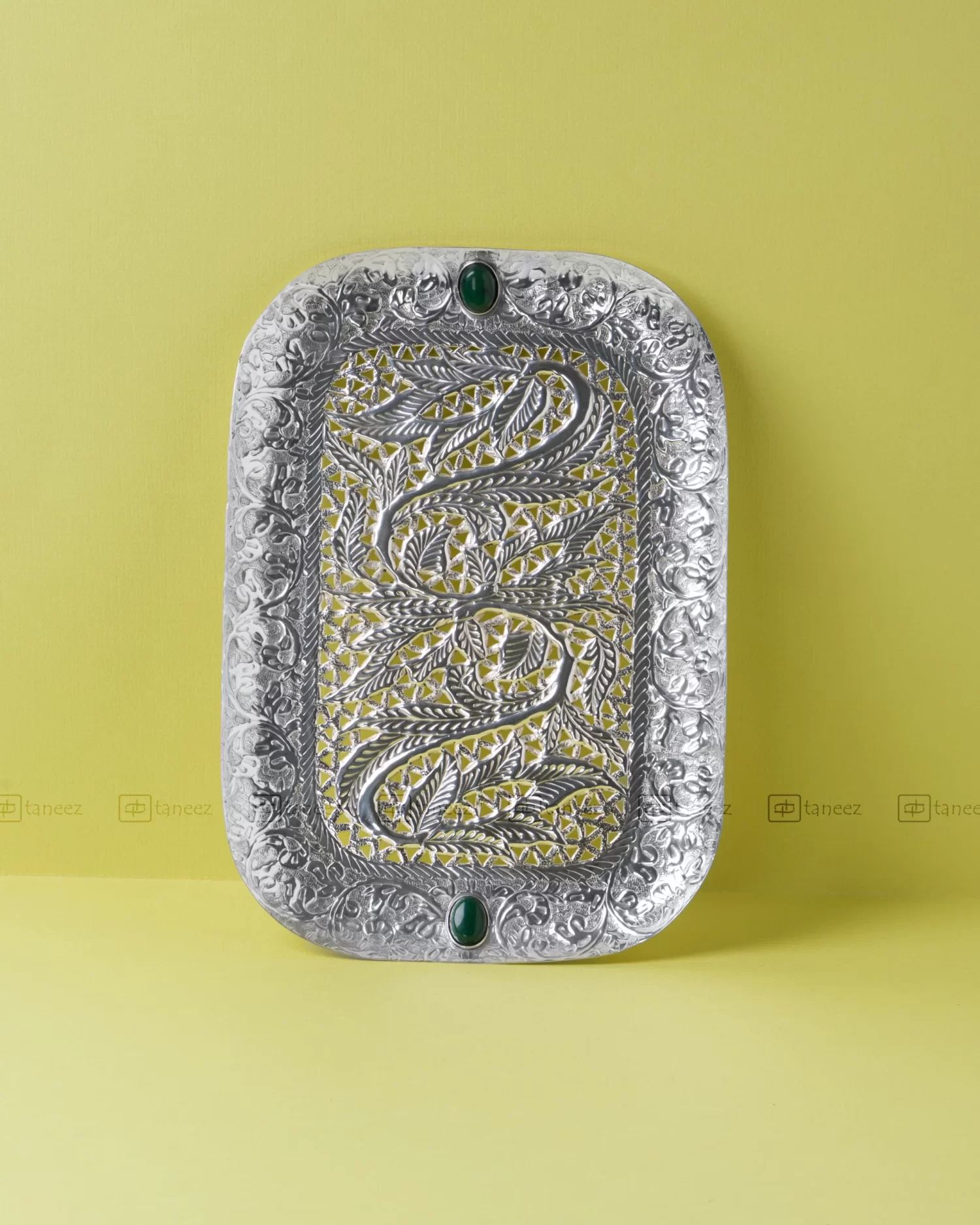 Munawar Cutwork Tray Grand V1-001