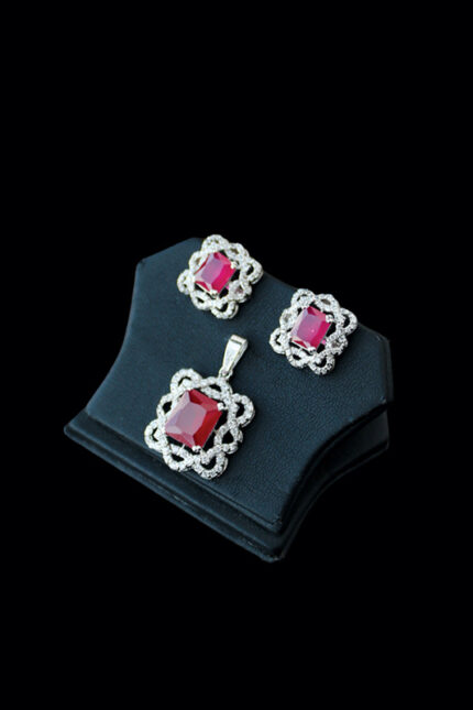 Athena Classic Square Studded Pendant Set With Zircon Silver925